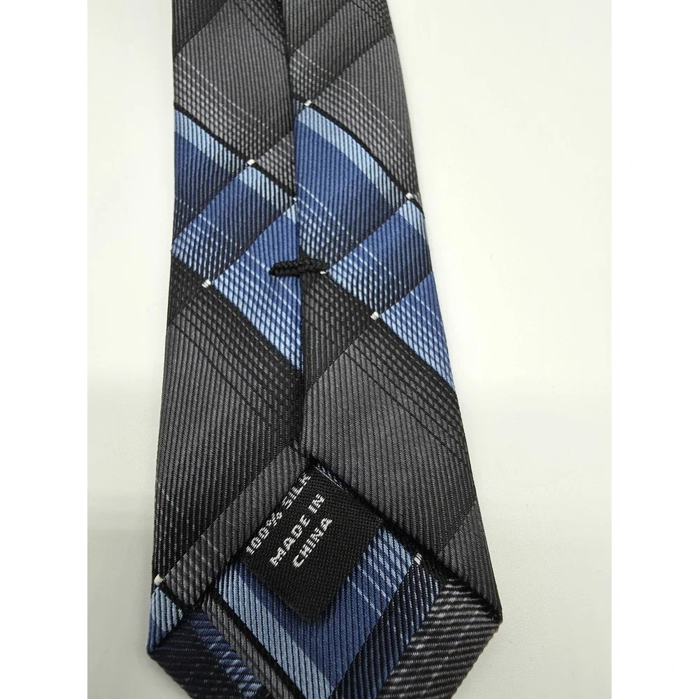 Kenneth Cole Awareness Blue Black Geometric Pattern Designer Silk Tie 57